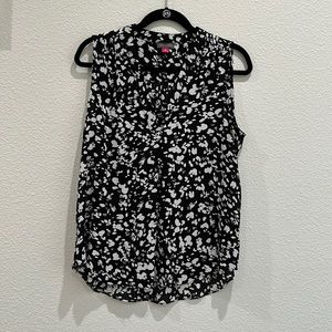 Vince Camuto sleeveless blouse in medium